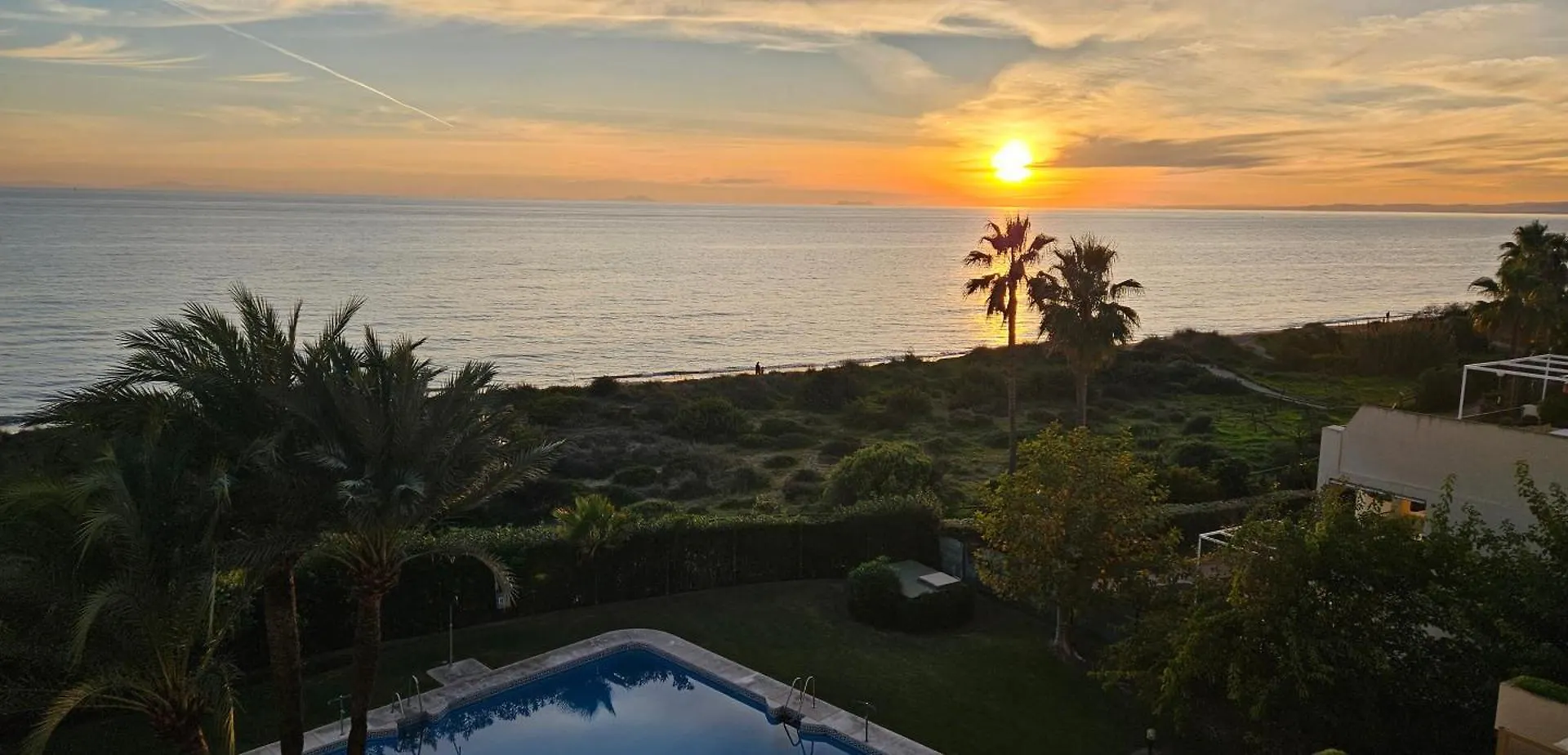 Romana Playa 843 Con Vista Al Mar Marbella